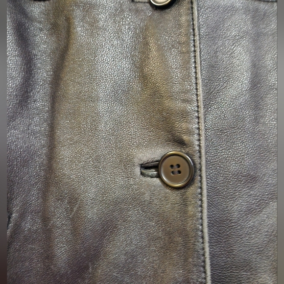 Reitmans Genuine black leather jacket, size medium - Picture 4 of 7